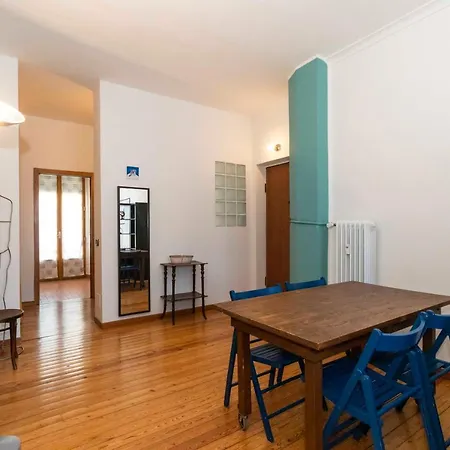 New! Apt A 1km From Don Bosco Bus Station! * 都灵