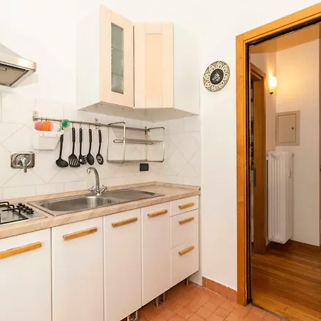 New! Apt A 1km From Don Bosco Bus Station! 公寓 都灵