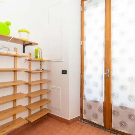 New! Apt A 1km From Don Bosco Bus Station!