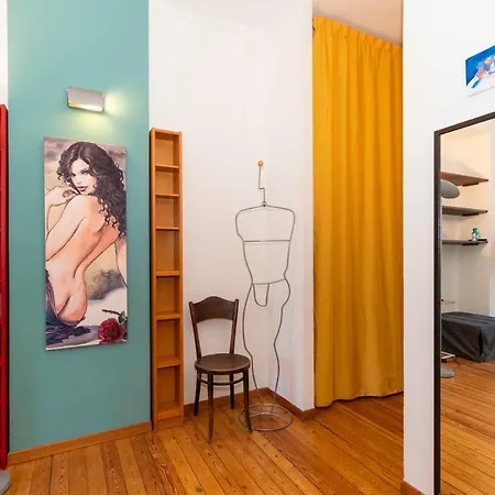 New! Apt A 1km From Don Bosco Bus Station! 都灵