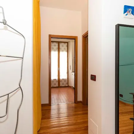 New! Apt A 1km From Don Bosco Bus Station! 公寓 都灵